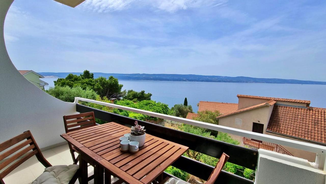 Apartment La Vie Оміш Екстер'єр фото