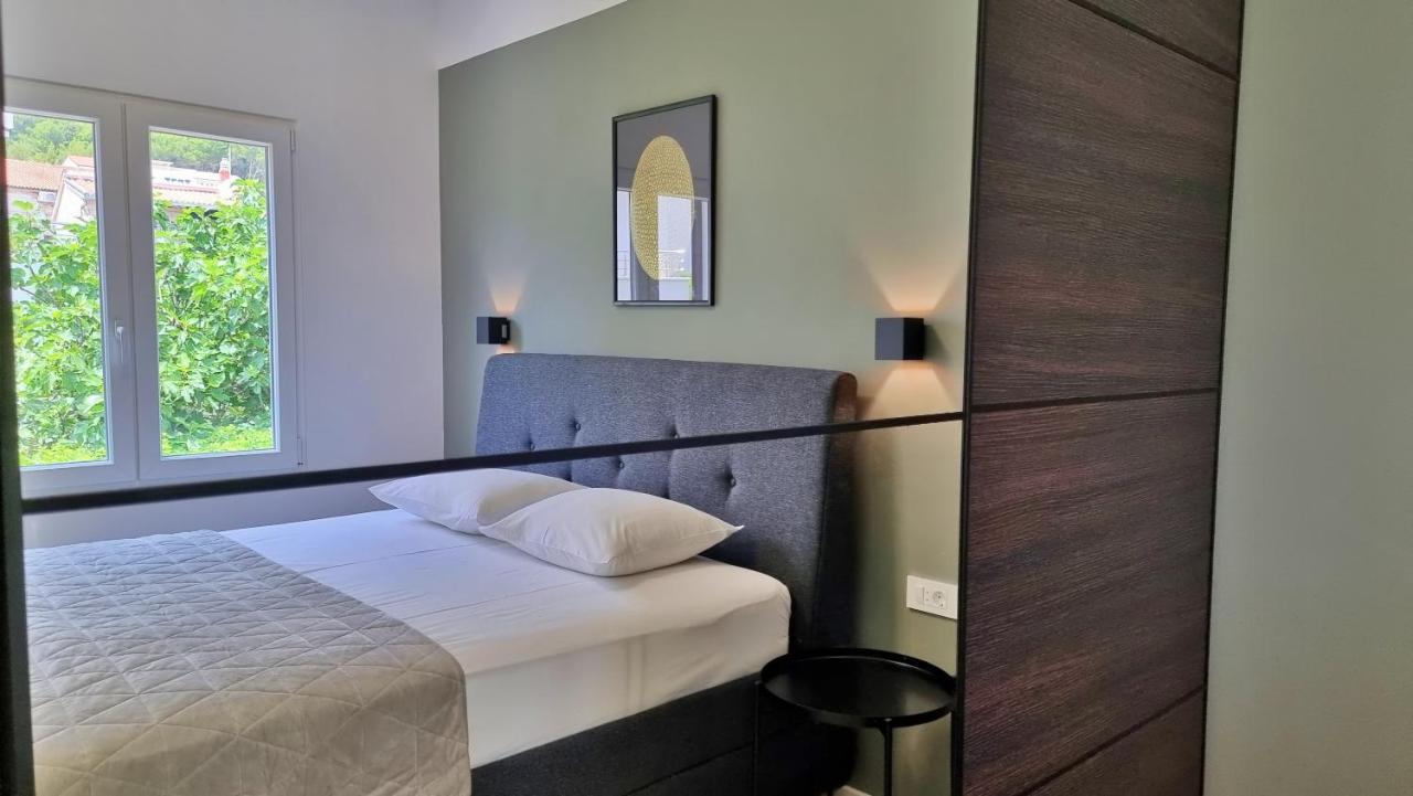 Apartment La Vie Оміш Екстер'єр фото