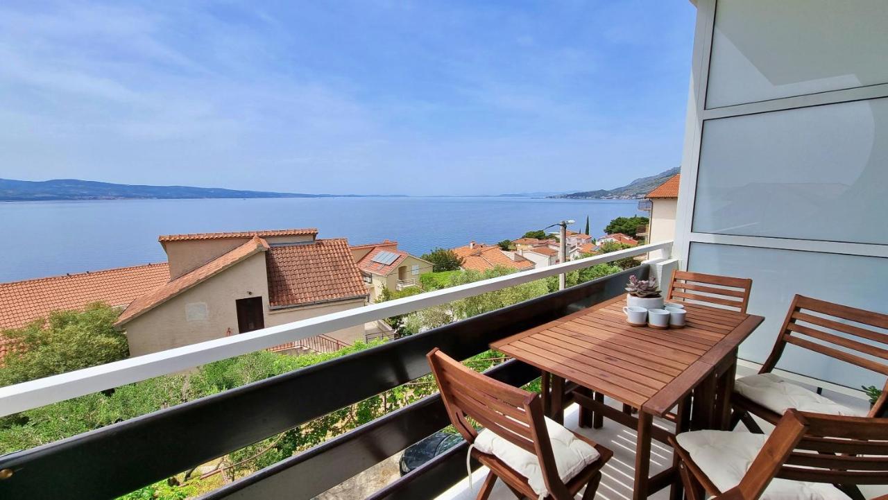 Apartment La Vie Оміш Екстер'єр фото