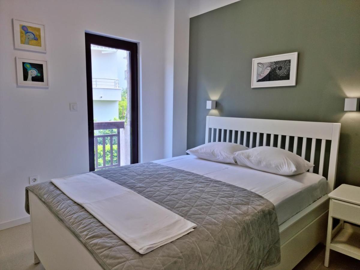 Apartment La Vie Оміш Екстер'єр фото