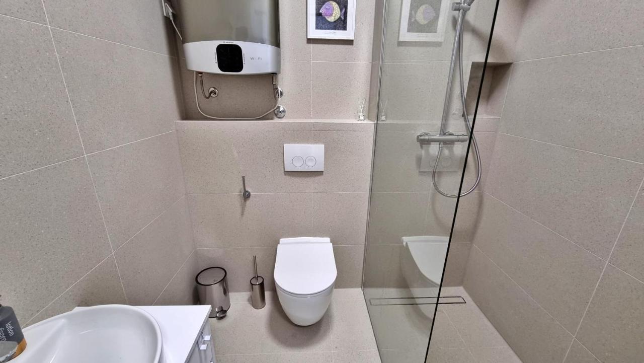 Apartment La Vie Оміш Екстер'єр фото